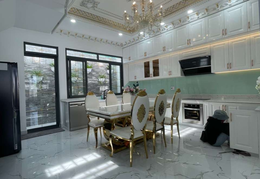 Biệt thự phố khu dân cư Anh Tuấn.diện tích khủng 6m60x14 trệt hai lầu sân thượng