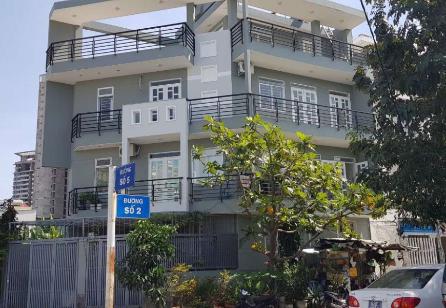 0909227199 Cần bán gấp nhà căn góc 2 mặt tiền tại KDC cao cấp Sadeco Phước Kiển
