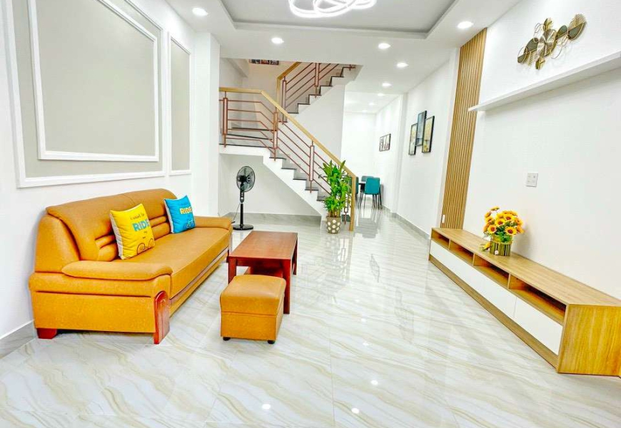 Nhà Đẹp Full Nội Thất Khu Kiều Đàm Q7 - Giá 5.65 Tỷ TL