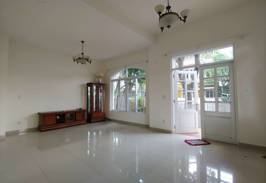 BÁN CĂN GÓC 3 MẶT TIỀN ĐƯỜNG MỸ GIANG 1 - PMH