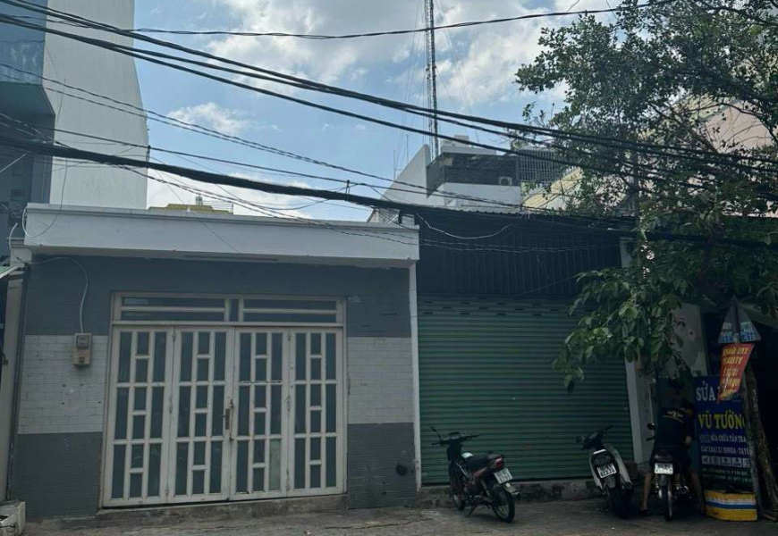 Mặt tiền đường số 79 phường tân quy Q7