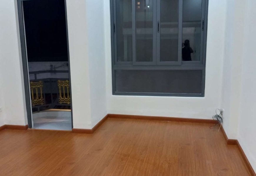 NHÀ ĐẸP 3 LẦU NGUYỄN VĂN QUỲ, Q7
