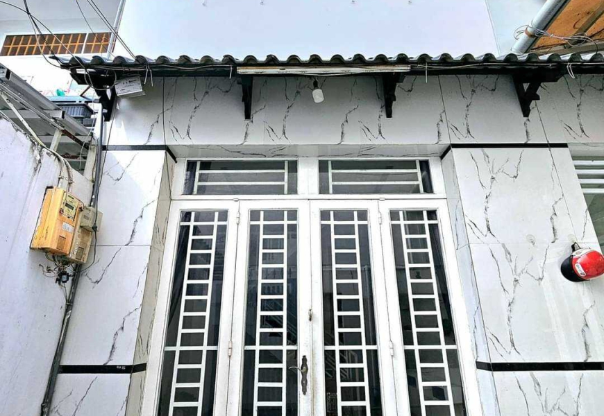 Bán Nhà Hẻm 630 Huỳnh Tấn Phát, Q7