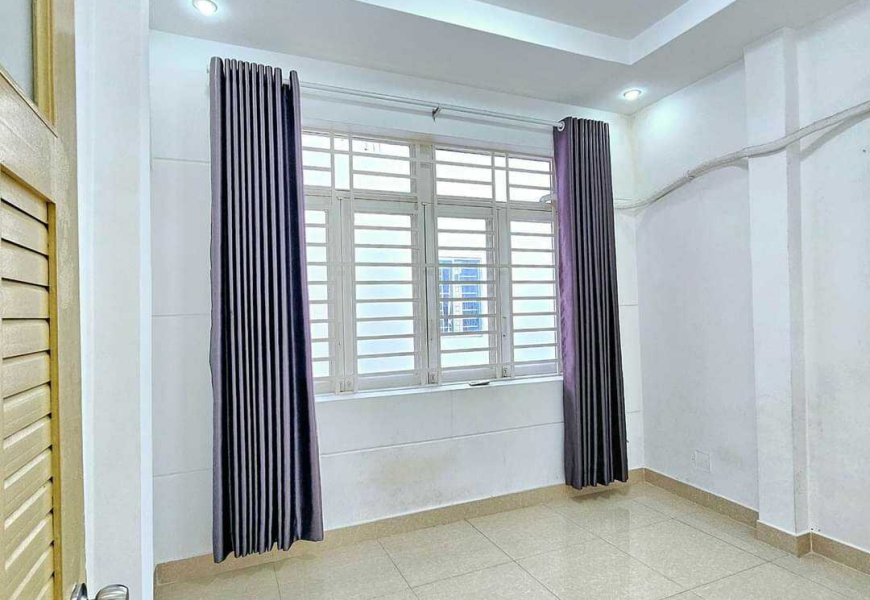 Bán Nhà Hẻm 630 Huỳnh Tấn Phát, Q7