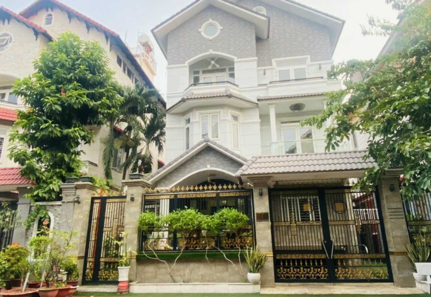 0909227199 Bán Biệt thự rất đẹp, sang chảnh Him Lam Trung Sơn Bình Chánh 