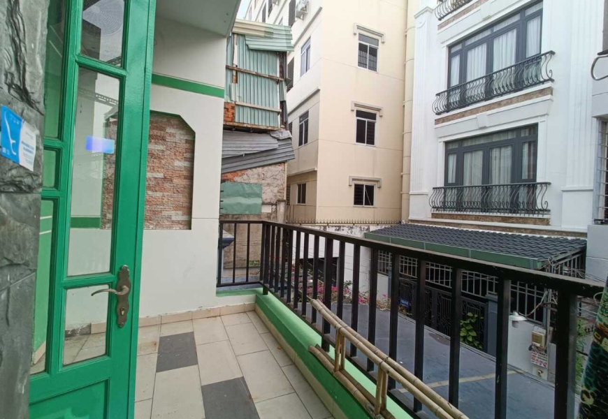 Nhà Lô Nhì Nguyễn Thị Thập, Q7 - Giá 7.2 Tỷ - Hẻm 4m, cách Nguyễn Thị Thập chỉ vài bước chân.