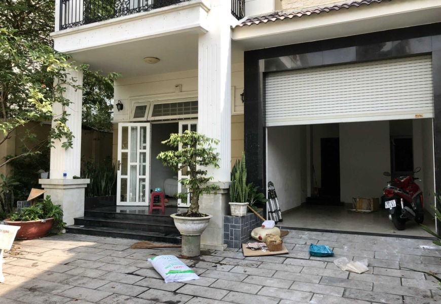 0909227199 Bán Biệt Thự Sân Vườn Làng Đại Học Gần Trường Tôn Đức Thắng Sát Lotte Q7 