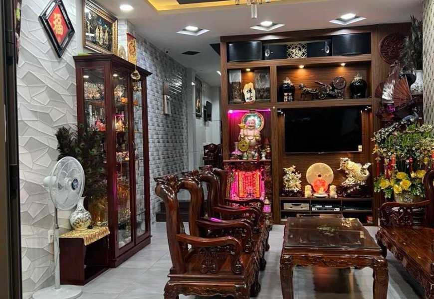 Bán nhà 3 lầu MT hẻm 6m Nguyễn Văn Linh - Bình Thuận Q7
