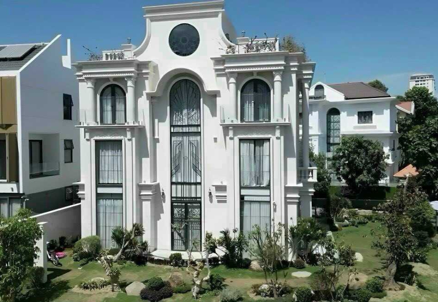 SIÊU PHẨM BIỆT THỰ PHÚ MỸ HƯNG GÓC 3 MẶT TIỀN ĐƯỜNG LỚN