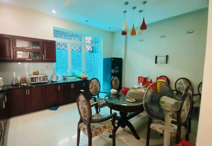 0914020039 EM DUNG Bán nhà mặt tiền đường số Kdc Sadeco Ven Sông P.Tân Phong Quận 7