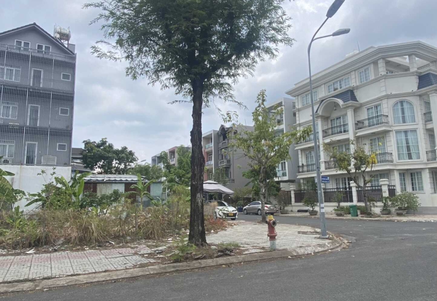 0909227199 Cần bán lô đất góc 2 mặt tiền đường khu dự án Sadeco Ven Sông Quận 7