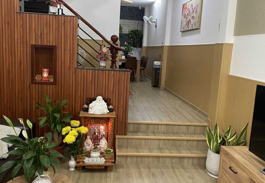 Nhà bán Nguyễn văn linh, p.Bình Thuận Quận 7 - Khu dân trí cao, biệt thự, khách sạn. Đầy đủ tiện ích xung quanh