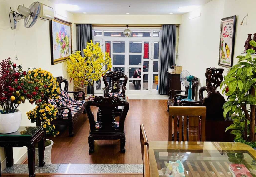 BÁN NHÀ HẺM 8m ĐƯỜNG NGUYỄN VĂN LINH, Q7