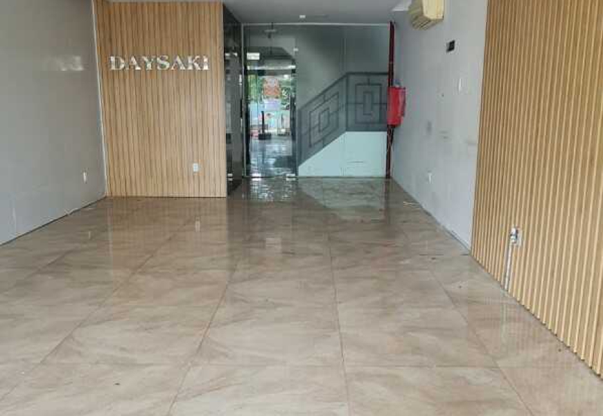 Bán Nhà 5 Lầu KDC Him Lam 42 tỷ, Có Thu Nhập 77 triệu 1 tháng Vị trí: Mặt Tiền Đường D4 Khu Dân Cư Him Lam. P.Tân Hưng, Quận 7, Sác Bên Siêu Thị Lottemat Nguyễn Thị Thập, Và Nguyễn Hữu Thọ, Chỉ cách quận trung tâm 2km