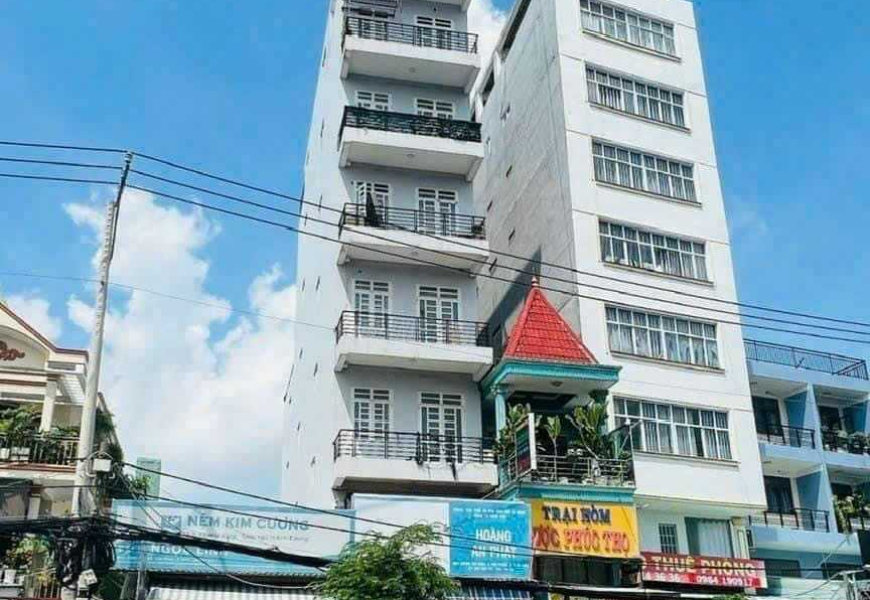Bán Nhà Mặt Tiền Đường Huỳnh Tấn Phát P.Phú Thuận Quận 7, HCM