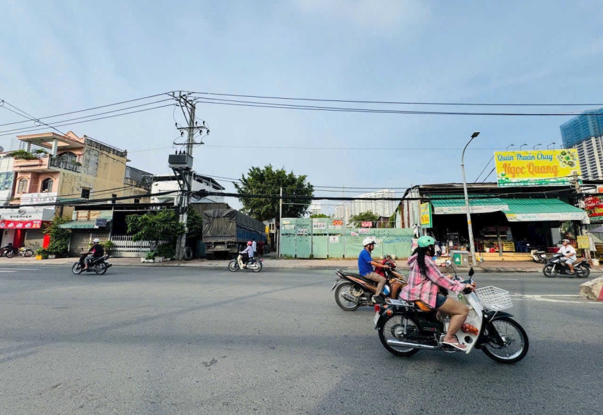 Cho thuê/Bán đất 1600m2 -MT Huỳnh Tấn Phát Tân Phú Q7 gần cầu Phú Thuận sang Phú Mỹ Hưng Q7
