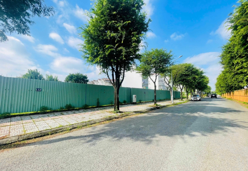 Hàng hót..bán cặp đất khu Sadeco ven sông Tân phong,Q7