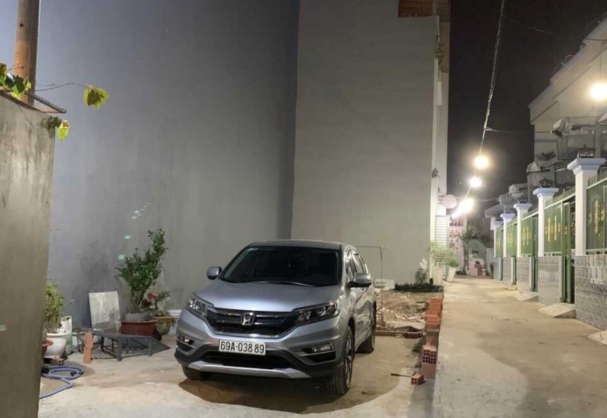 Bán lô Đất hẻm xe hơi 944 Huỳnh Tấn Phát, P. Tân Phú Q. 7, vài chục m ra mặt tiền đường