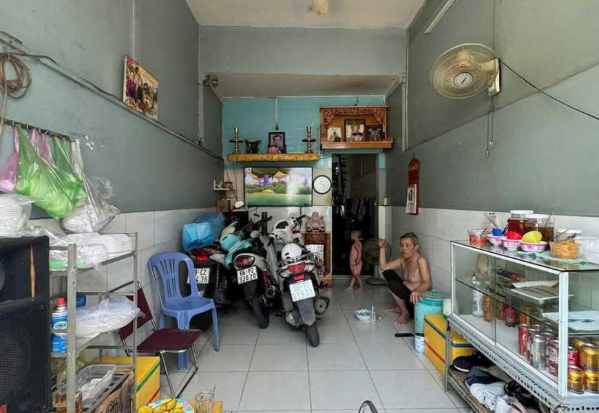 0914020039 EM DUNG NHÀ 2 MẶT TIỀN TRƯỚC SAU 793 + 793 TRẦN XUÂN SOẠN KHU KIỀU ĐÀM Q.7