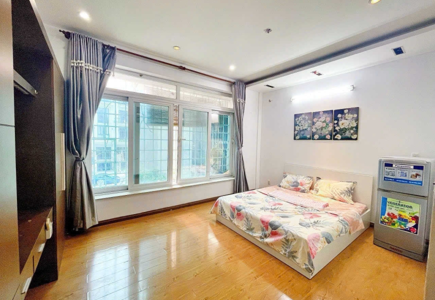 Cho thuê Phòng 30m2 tầng 2 có đầy đủ tiện nghi,bếp,tủ lạnh,giường,tủ,nệm,máy lạnh,máy giặt - HIM LAM, QUẬN 7