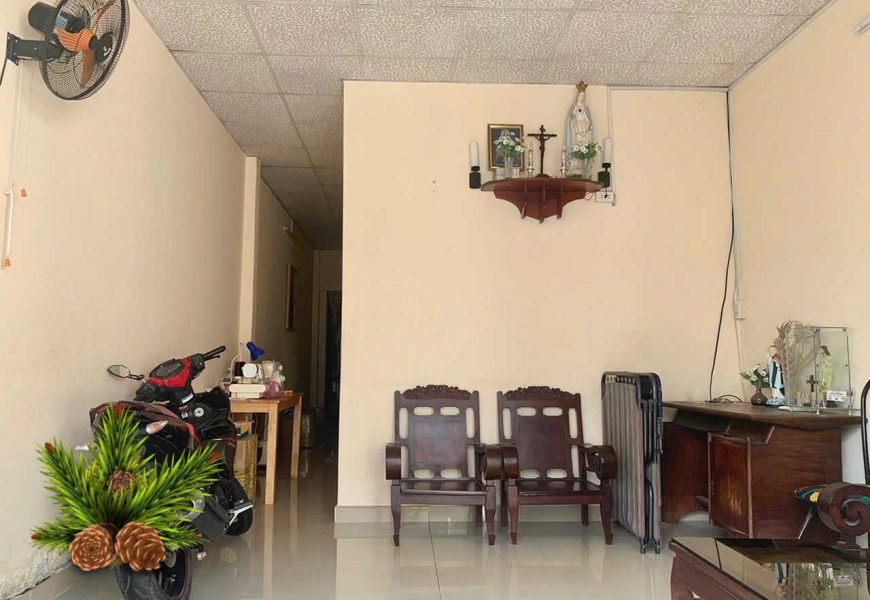 Bán nhà cấp 4 đường Gò Ô Môi, phường Phú Thuận, quận 7
