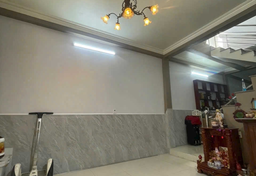 Bán nhà hẻm 88/85bNguyễn văn quỳ sổ Hồng riêng hoàn công đây đủ
