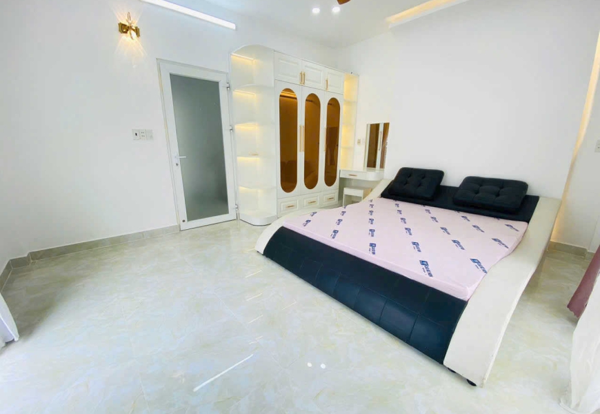 Biệt Thự Góc 2 Mặt Tiền Đường 8m Huỳnh Tấn Phát - Gần Amelia Phú Mỹ Hưng