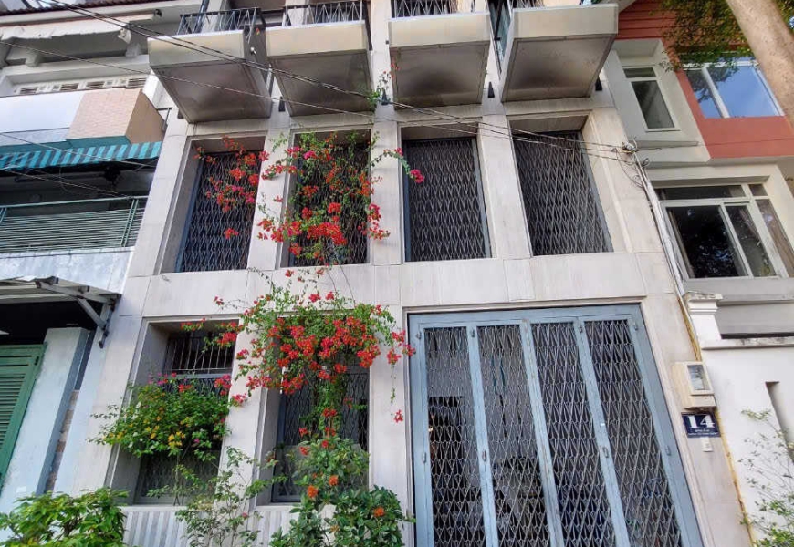 Bán nhà view sông Mặt Tiền đường số p.Tân Phong Quận 7