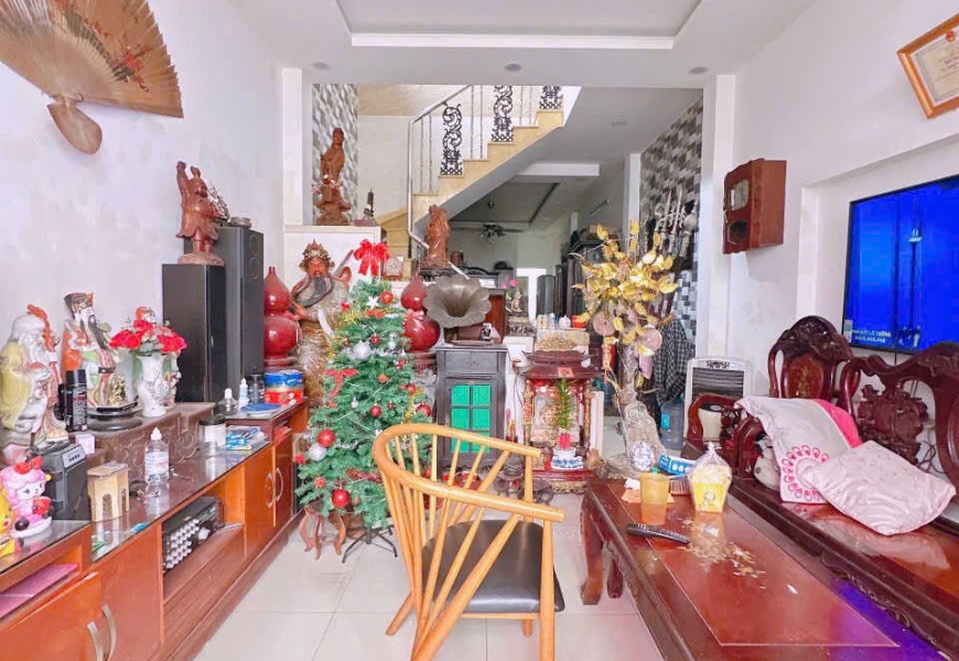 CHÍNH CHỦ CẦN BÁN NHÀ SỔ HỒNG RIÊNG - QUẬN 7 - CÁCH HUỲNH TẤN PHÁT 50 M