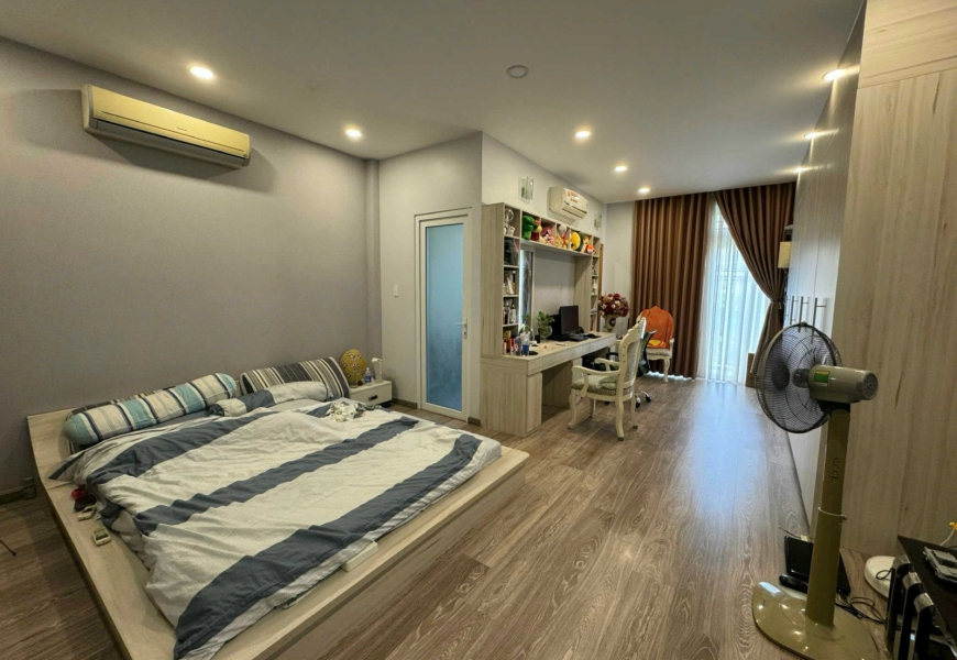0914020039 EM DUNG Bán nhà mặt tiền đường số Chợ Tân Mỹ Quận 7