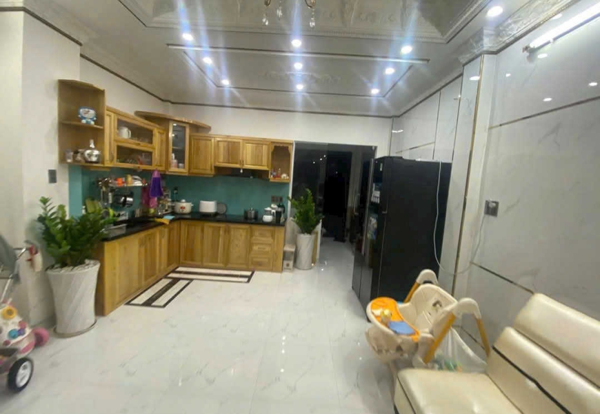 Hàng hót - Bán Nhà Mặt tiền Đường Số Lý Phục Man, P.Bình Thuận, Quận 7 - 4,3m x 21m - 5TỶ3 (có hđ thuê 17tr/th)