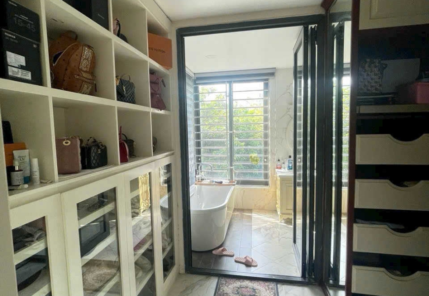 Cho thuê/Thiện chí bán.. Giá tốt nhất khu Tân quy đông...View sông  Bán Biệt Thự KDC Tân Quy Đông, P Tân Phong Q7 