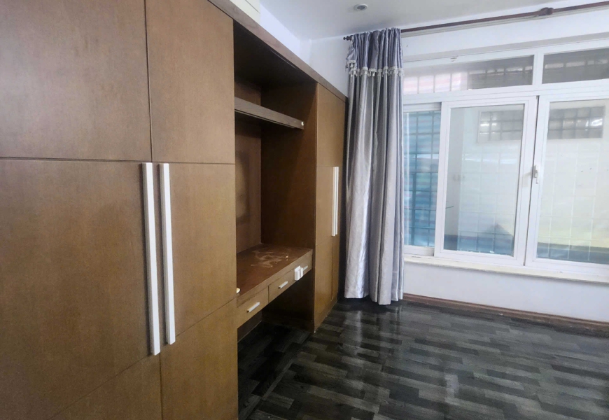 Cho thuê phòng MT ĐƯỜNG D4 KHU HIM LAM QUẬN 7