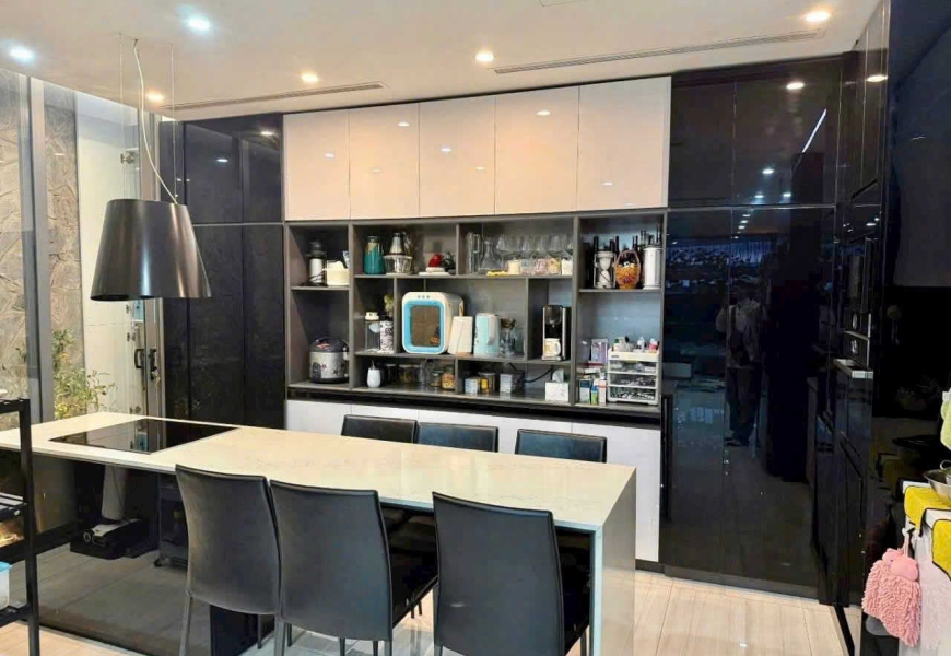 0909227199 Giảm Mạnh 1,5 Tỷ Giá Còn Chủ 15,5 Tỷ  BÁN BIỆT THỰ KIỀU ĐÀM QUẬN 7 – NHÀ MỚI ĐẸP 6 TẦNG CÓ HẦM, THANG MÁY, HỒ BƠI - TẶNG FULL NỘI THẤT CAO CẤP 