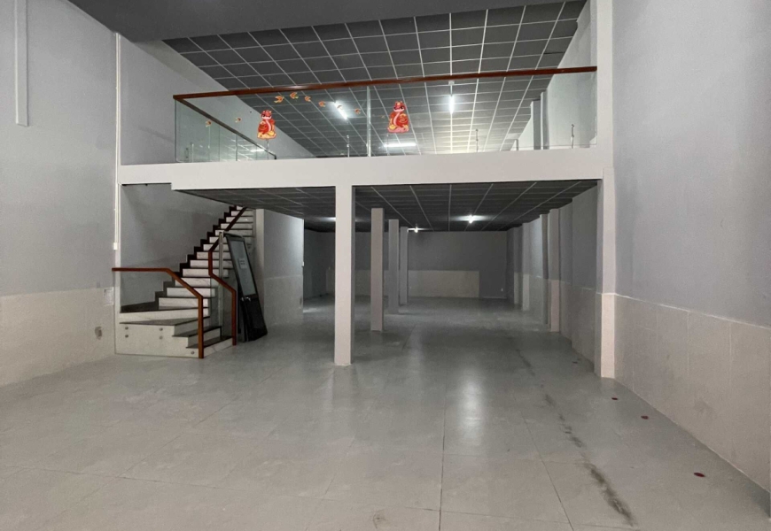 Cho thuê nguyên căn. Vị trí: ngay Lotte mart, sunrise city.