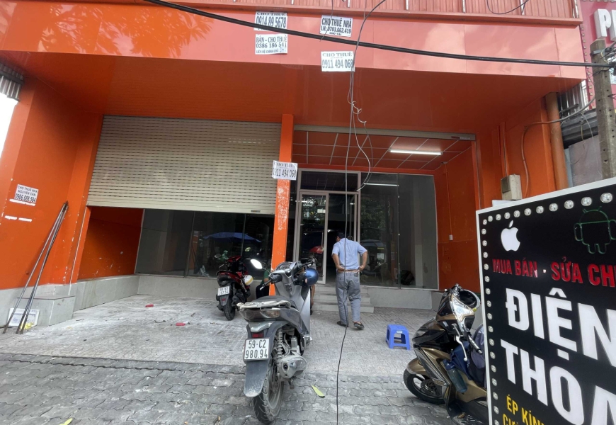 Cho thuê nguyên căn. Vị trí: ngay Lotte mart, sunrise city.