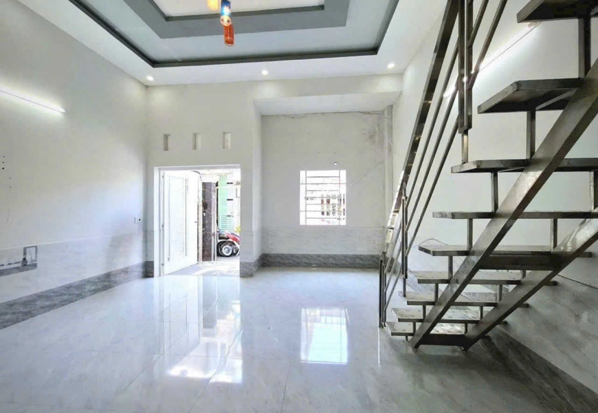 Bán nhà hẻm 2873 Huỳnh tấn phát nhà bè 