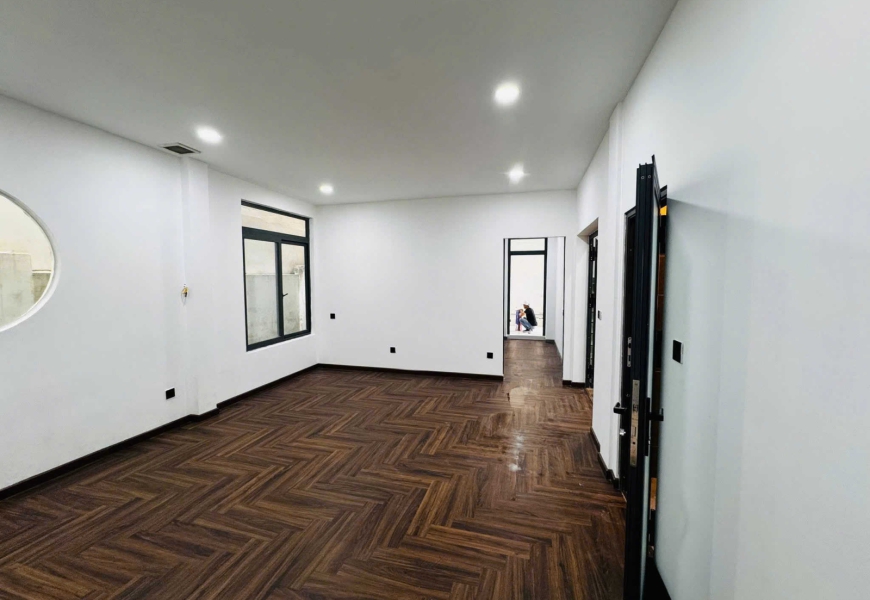 Cho Thuê Nhà Hẻm Xe Hơi Đường Số Lý Phục Man - Quận 7
