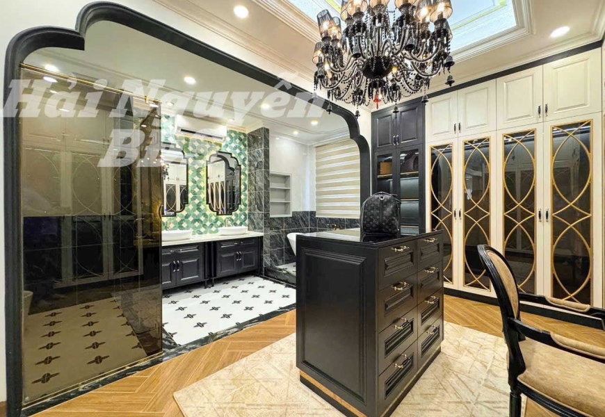 Bán nhà đuờng số 1 và số 18 chợ tân mỹ phú mỹ hưng Q7
