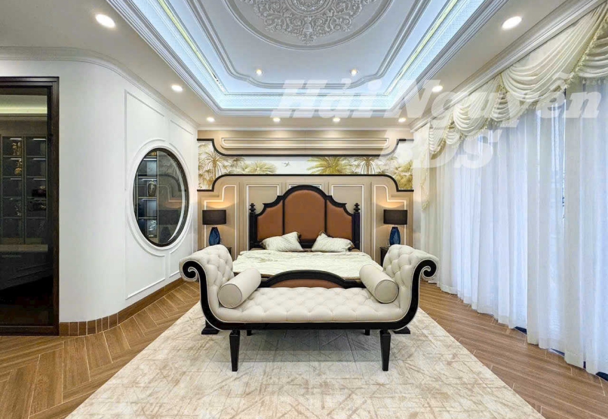 Bán nhà đuờng số 1 và số 18 chợ tân mỹ phú mỹ hưng Q7