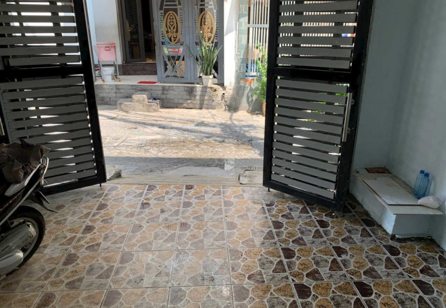 BÁN NHÀ HẺM XE HƠI  BÙI VĂN BA, P. TÂN THUẬN, TP.HCM