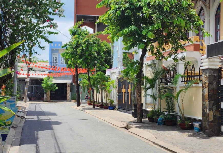 CHÍNH CHỦ BÁN NHÀ PHỐ 4 TẦNG ĐƯỜNG SỐ P. TÂN PHÚ, Q7 (P.TÂN MỸ MỚI) - SÁT VÁCH PHÚ MỸ HƯNG - VIEW RẠCH 