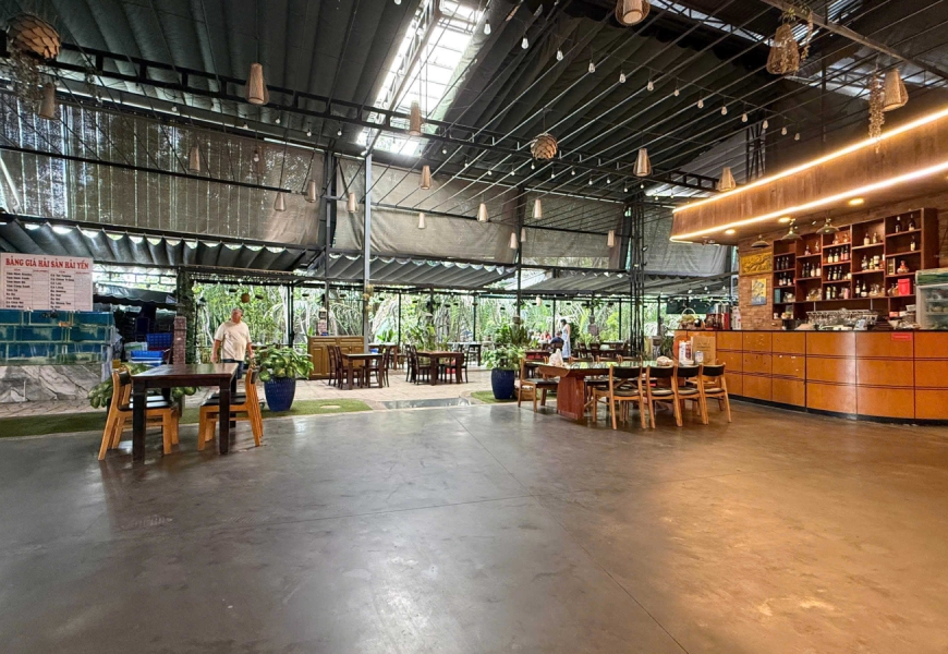 CHO THUÊ 1 phần-400m2 hoặc Nguyên nhà hàng CHO THUÊ HẦM RƯỢU – NHÀ HÀNG CAO CẤP HẢI YẾN đường 15B,phú Mỹ, Q7