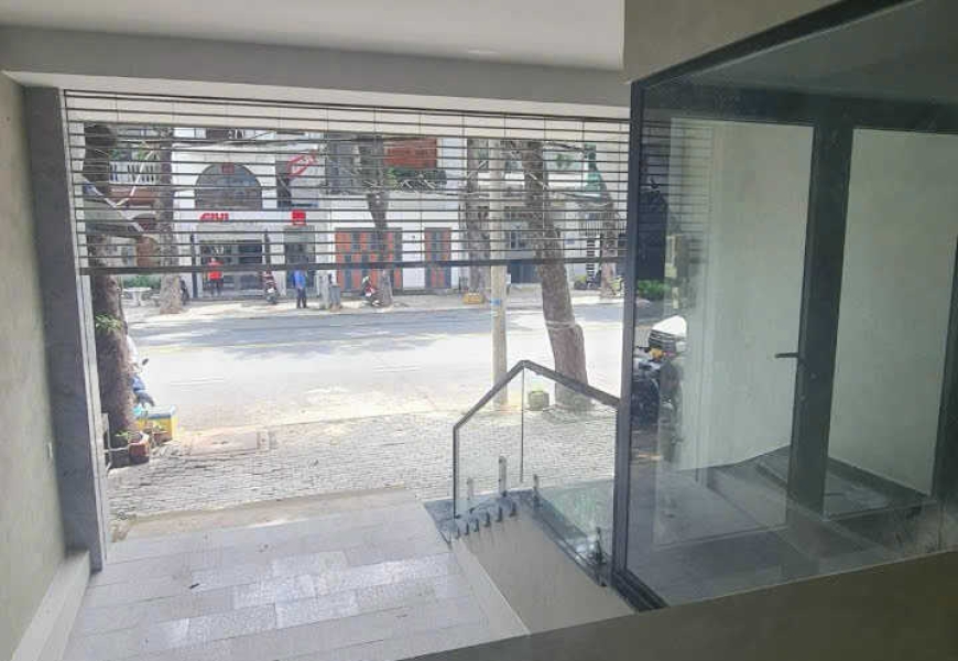 0914020039 em dung Cho thuê Nhà Mặt Tiền đường lớn 30m Tân quy đông - p.Tân phong -Quận7