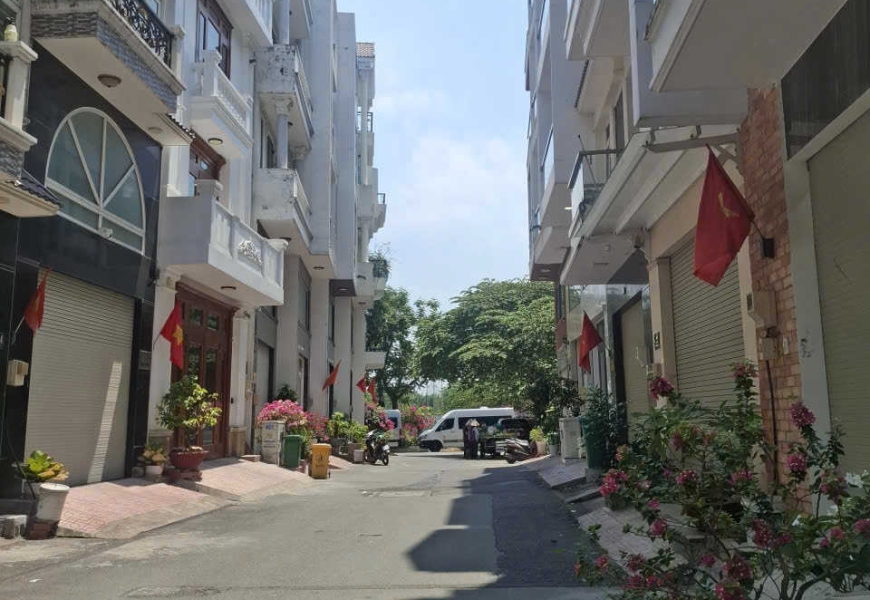 Mở bán 5 lô..có giá tốt cho đầu tư Bán 5 lô đất hẻm 8m hoàng quốc việt 