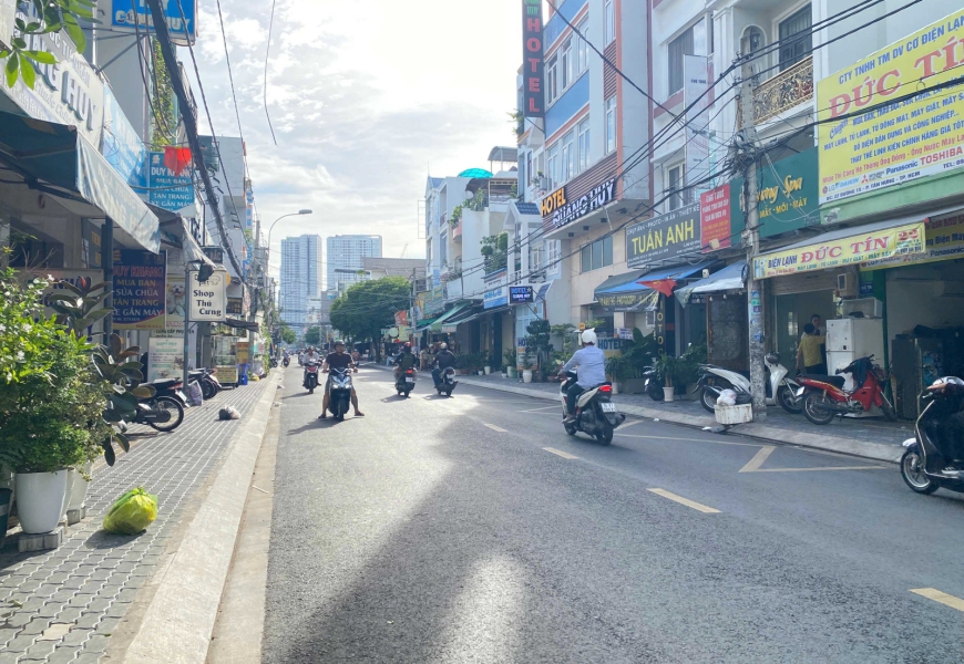 Cho thuê nhà mặt tiền KDBB đường số 15, ngay chợ Tân Quy
