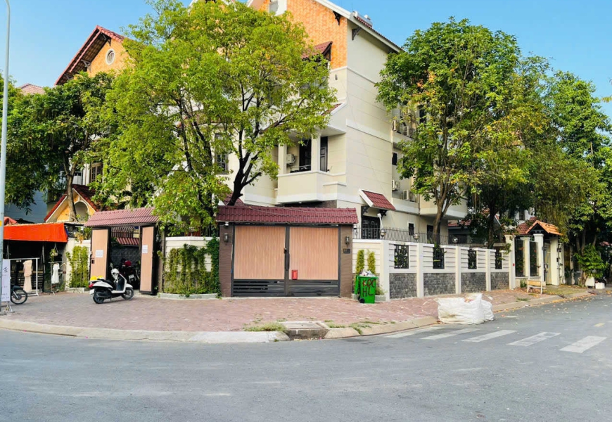 Giảm 7 tỷ cần bán nhanh.. Giá tốt nhất khu him lam 6A..37,9 tỷ bớt lộc  Siêu Biệt Thự góc 2 mặt tiền khu Himlam 6A