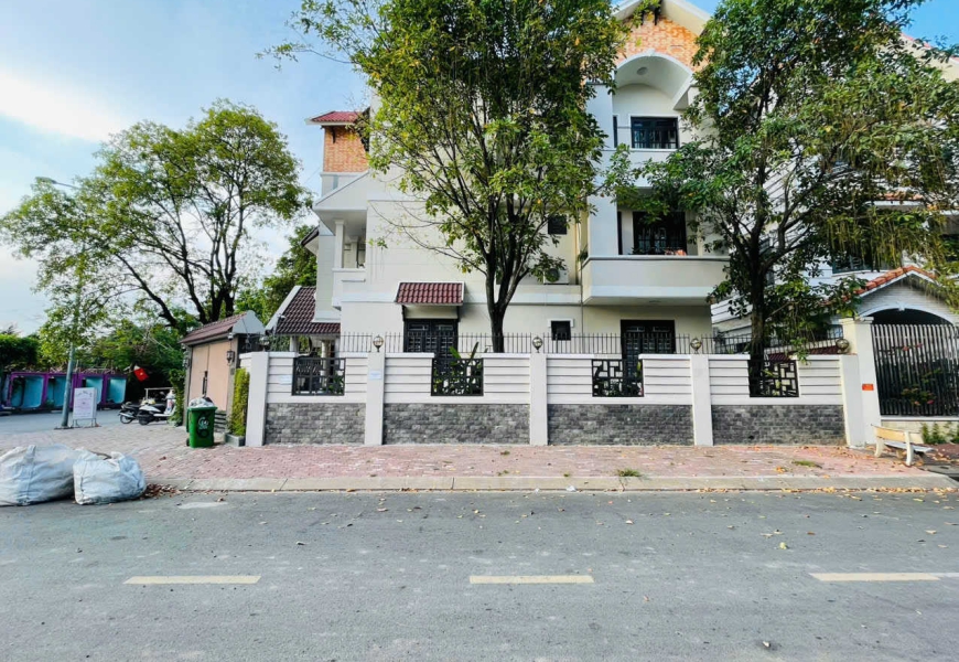 Giảm 7 tỷ cần bán nhanh.. Giá tốt nhất khu him lam 6A..37,9 tỷ bớt lộc  Siêu Biệt Thự góc 2 mặt tiền khu Himlam 6A