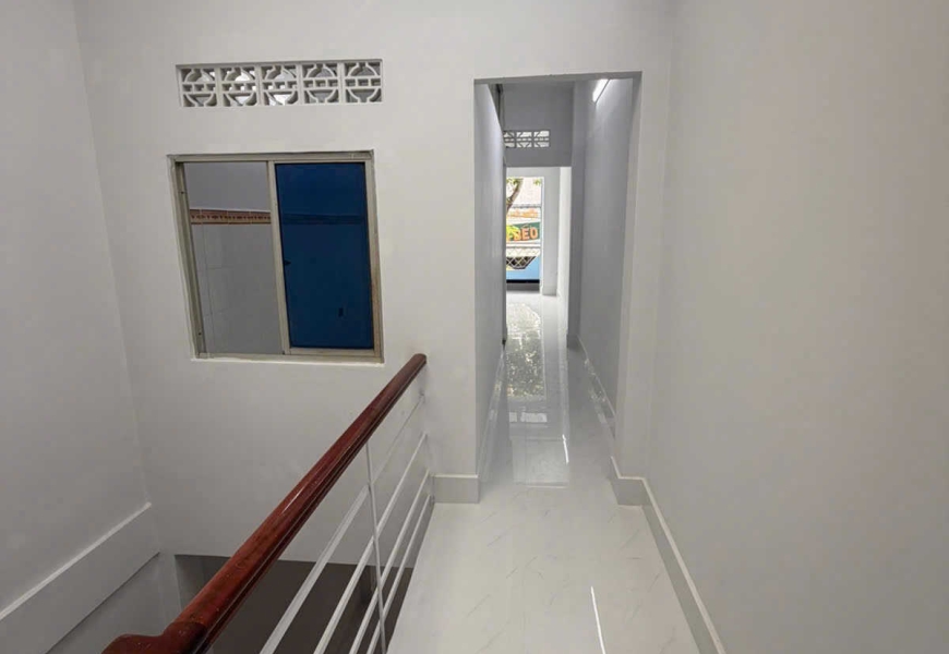 CHO THUÊ NHÀ QUẬN 7 - MẶT TIỀN ĐƯỜNG SỐ NGAY CHỢ TÂN QUY, PHƯỜNG TÂN KIỂNG  Mặt tiền đường đôi số 7 & số 9, rất tiện Kinh Doanh Buôn Bán