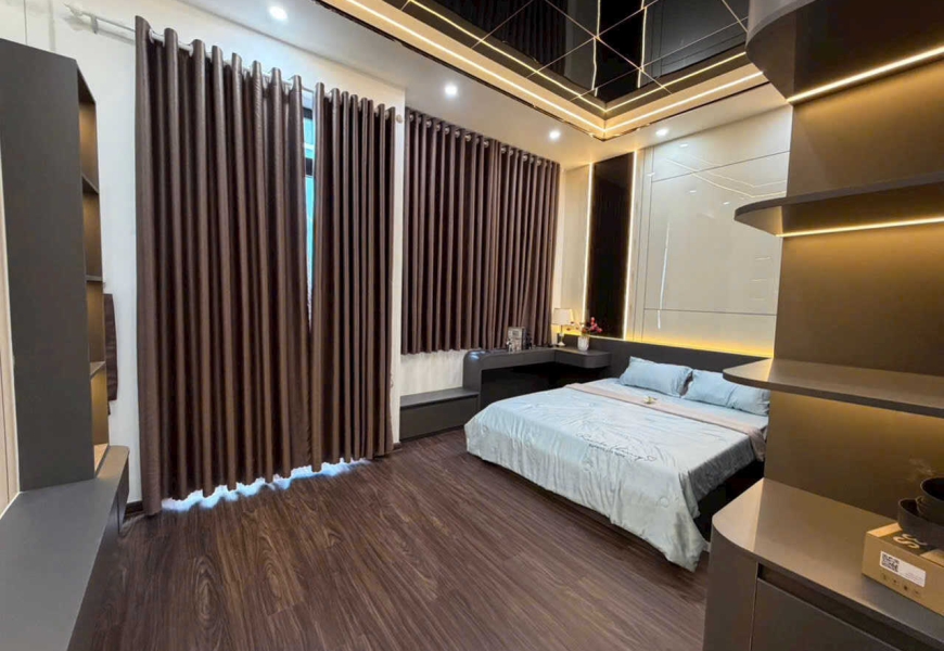 Bán nhà Quận 7 Nhà mới Full nội thất Huỳnh Tấn Phát ngay Chợ Phú Thuận qua Phú Mỹ Hưng 3Phút Nở hậu phong thủy vuông vức